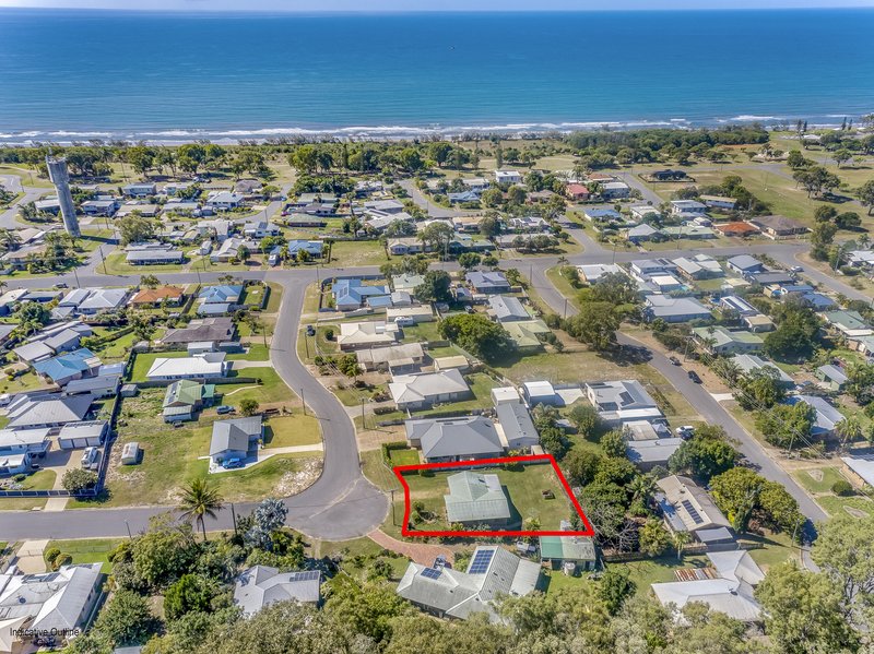 Photo - 9 Alexander Drive, Moore Park Beach QLD 4670 - Image 2