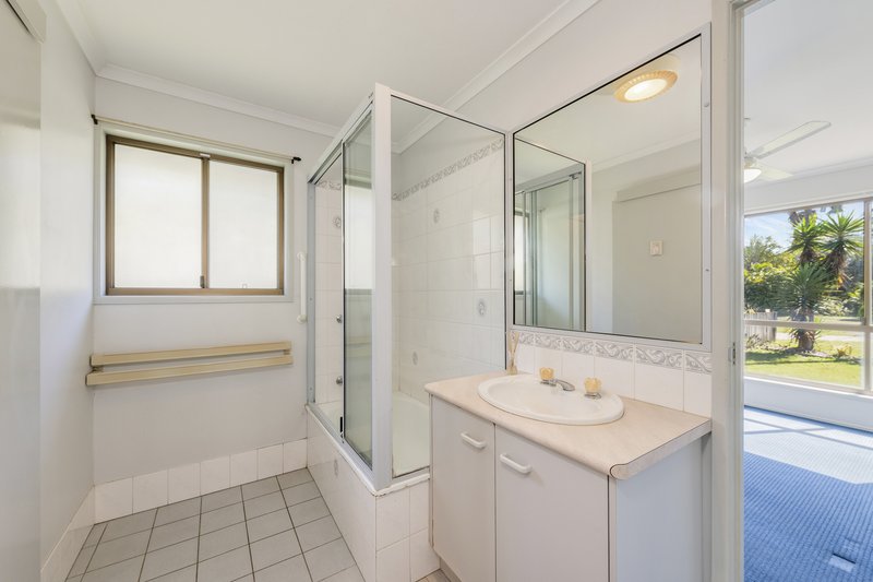 Photo - 9 Alexander Drive, Moore Park Beach QLD 4670 - Image 13