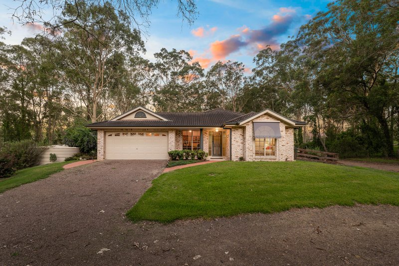 9 Alexander Drive, Seaham NSW 2324