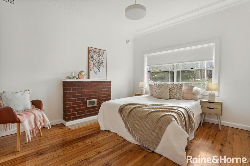 Photo - 9 Alfred Street, Clemton Park NSW 2206 - Image 5