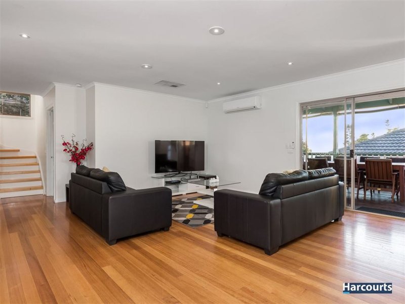 Photo - 9 Allamanda Boulevard, Lysterfield VIC 3156 - Image 4