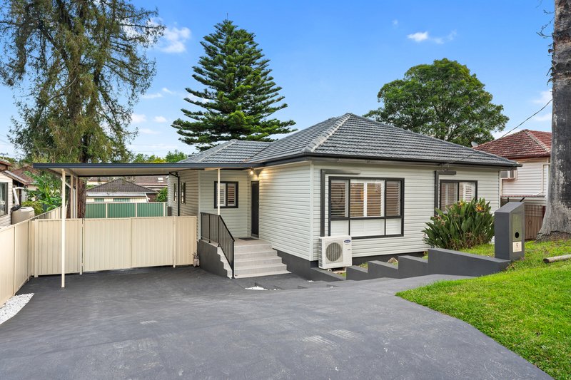 Photo - 9 Allambi Street, Colyton NSW 2760 - Image 1