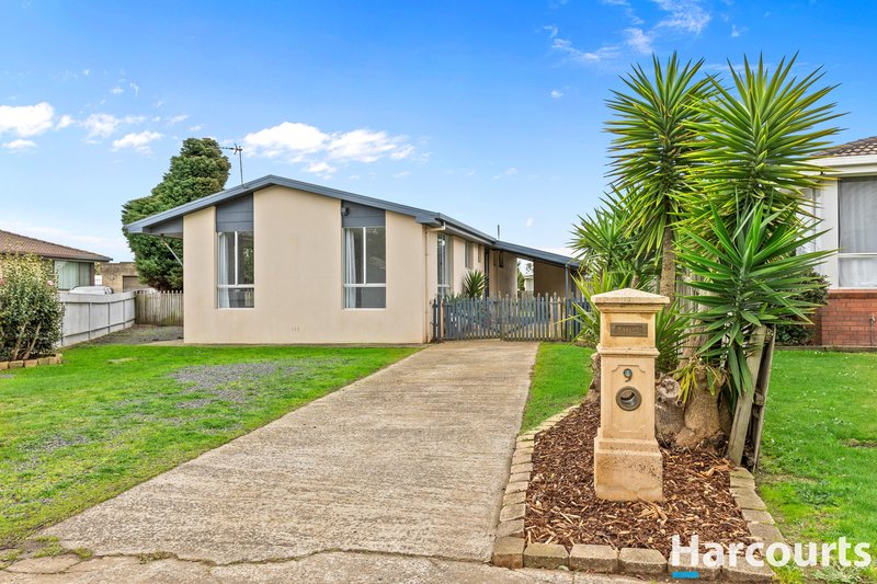 Photo - 9 Allambie Crescent, Ulverstone TAS 7315 - Image 1