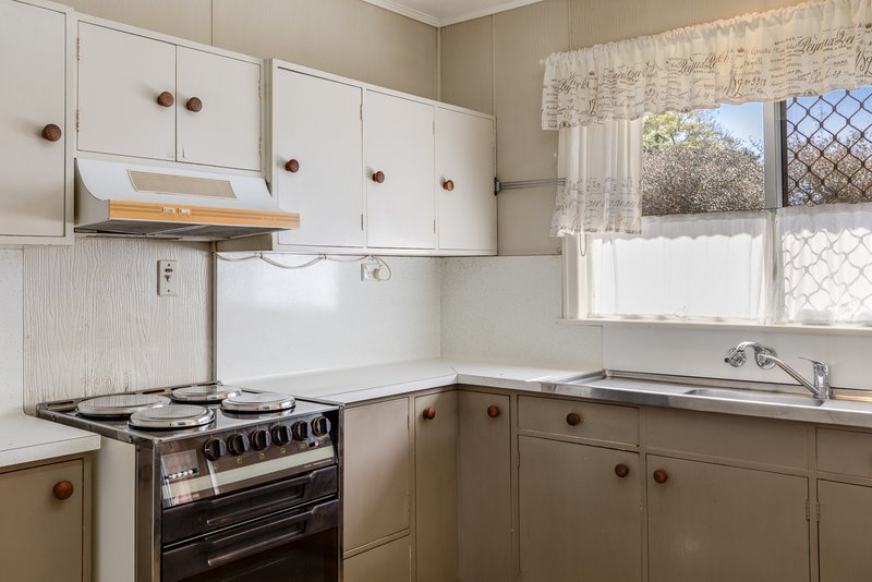 Photo - 9 Allenby Street, Newtown QLD 4350 - Image 5