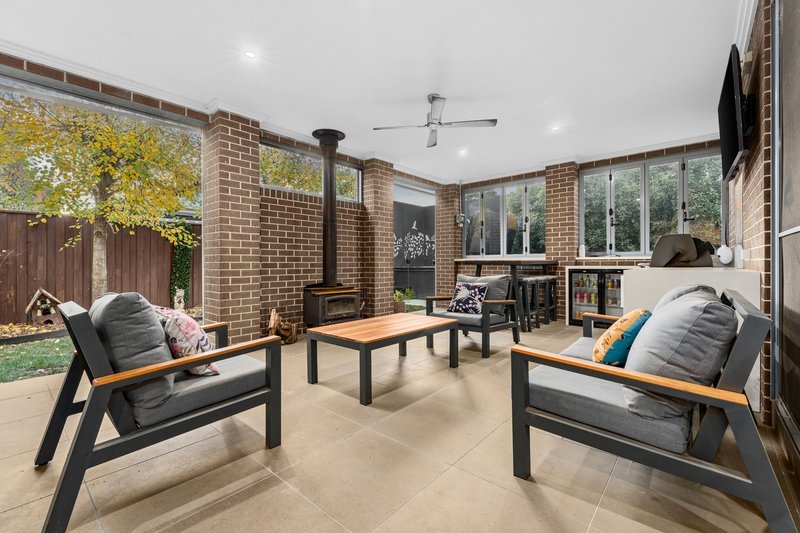 Photo - 9 Allura Drive, Alfredton VIC 3350 - Image 4