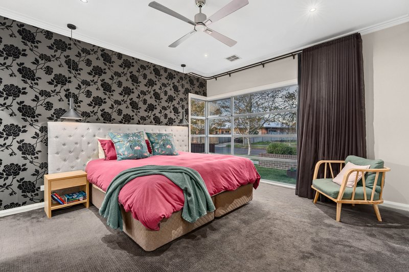 Photo - 9 Allura Drive, Alfredton VIC 3350 - Image 17