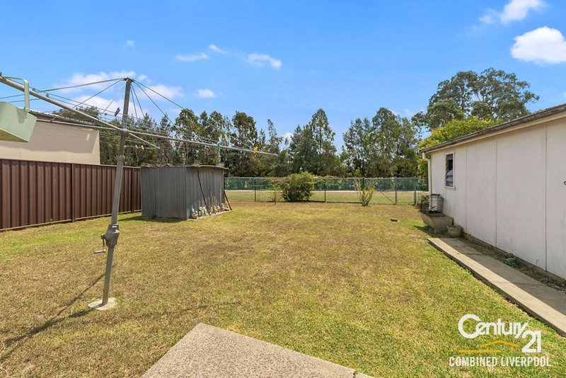 Photo - 9 Amalfi Street, Lurnea NSW 2170 - Image 11