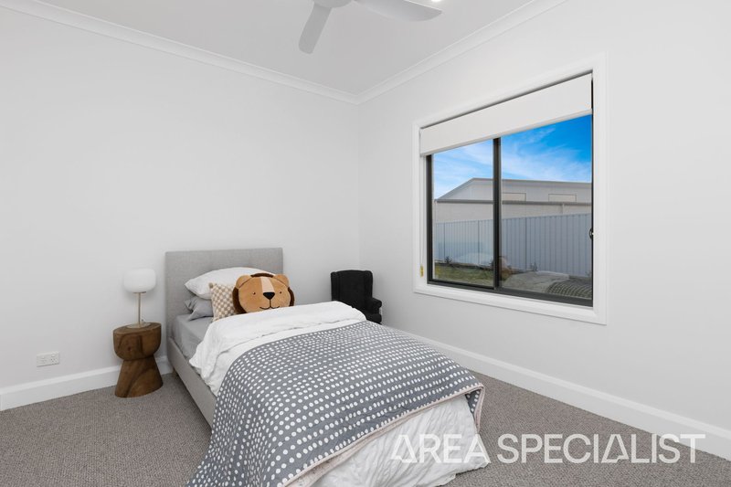 Photo - 9 Amalfi Way, Irymple VIC 3498 - Image 15