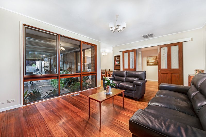 Photo - 9 Andelana Avenue, Wheelers Hill VIC 3150 - Image 3