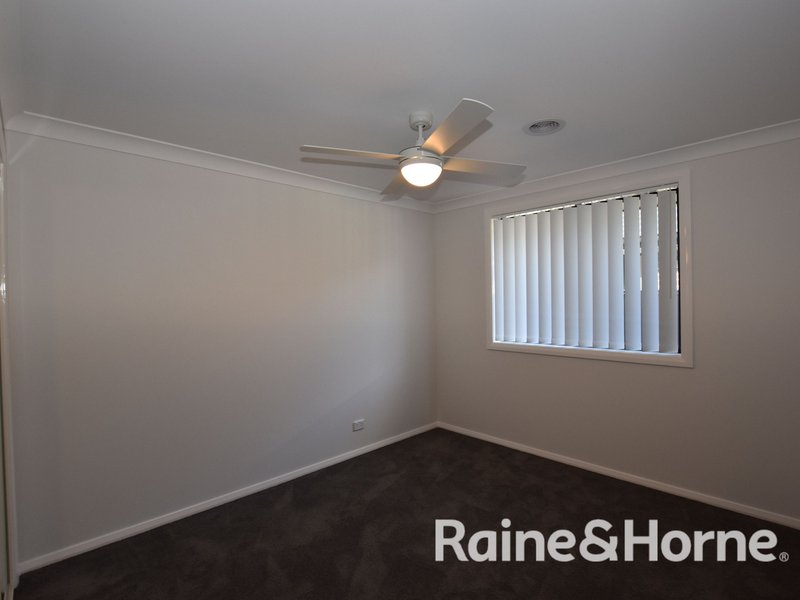 Photo - 9 Andres Street, Orange NSW 2800 - Image 13