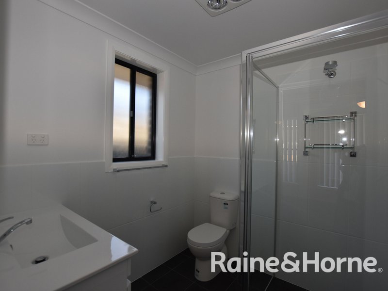 Photo - 9 Andres Street, Orange NSW 2800 - Image 15