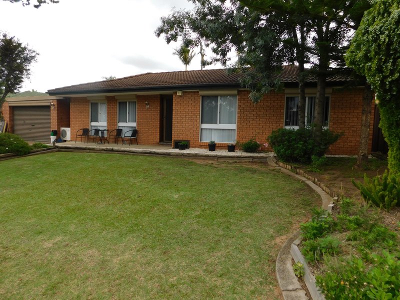 9 Angle Vale Road, Edensor Park NSW 2176