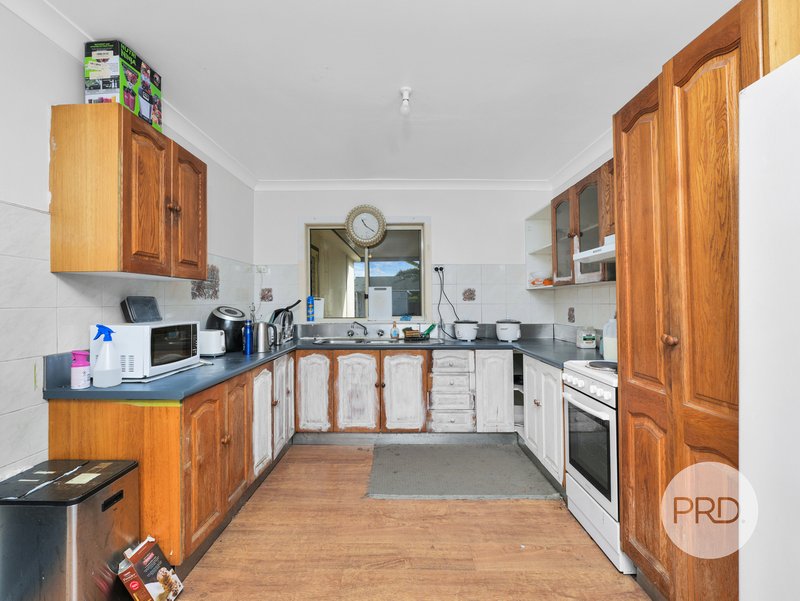 Photo - 9 Annette Avenue, Ingleburn NSW 2565 - Image 3