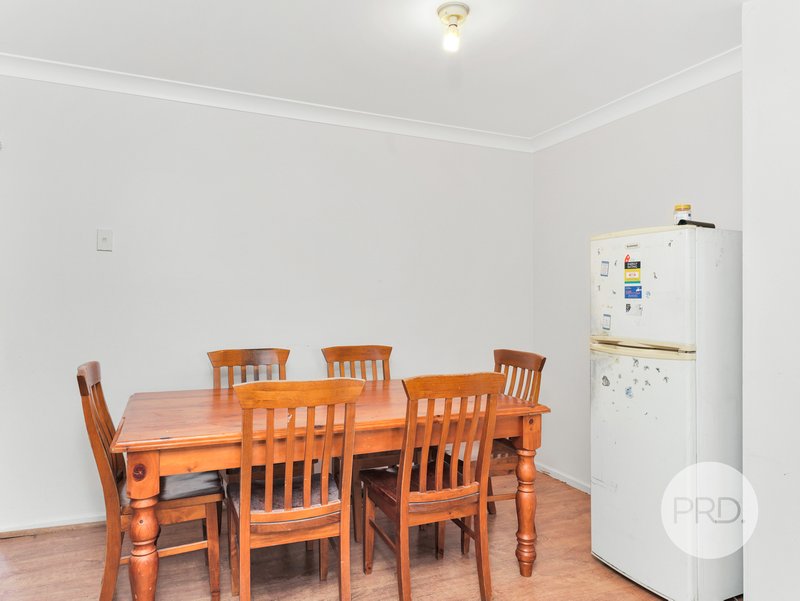 Photo - 9 Annette Avenue, Ingleburn NSW 2565 - Image 4