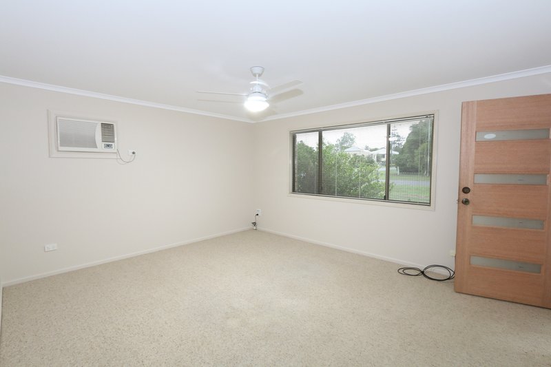 Photo - 9 Annette Street, Toogoolawah QLD 4313 - Image 3