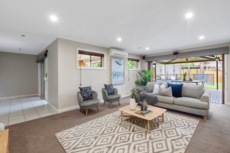 Photo - 9 Apollo Court, Keysborough VIC 3173 - Image 2