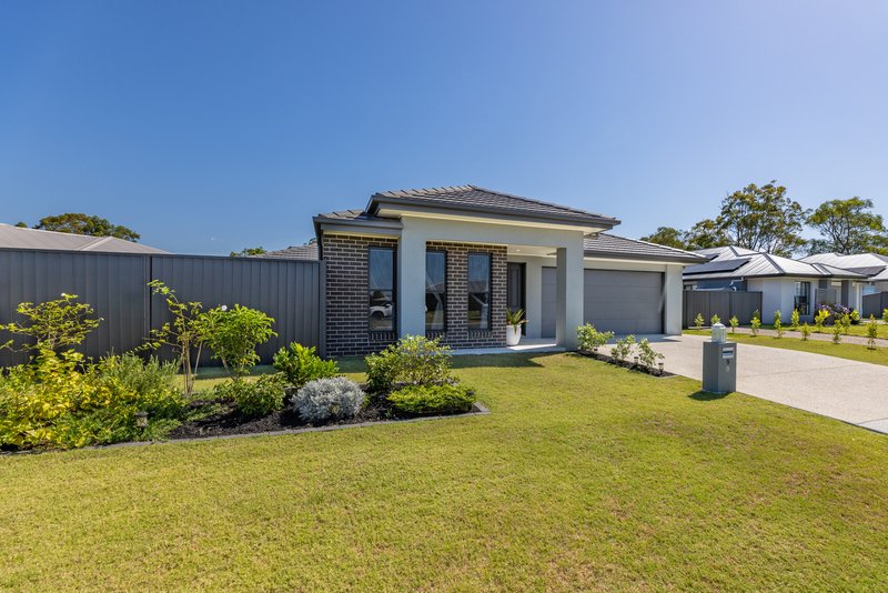 Photo - 9 Appaloosa Street, Woodford QLD 4514 - Image 2