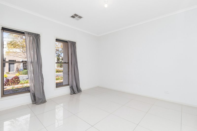 Photo - 9 Apprentice Street, St Clair SA 5011 - Image 4