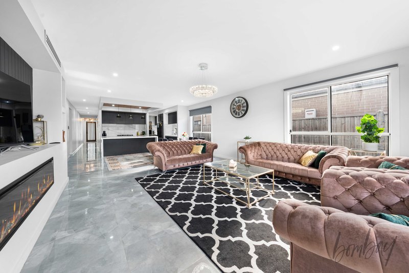 Photo - 9 Argenta Street, Mickleham VIC 3064 - Image 7