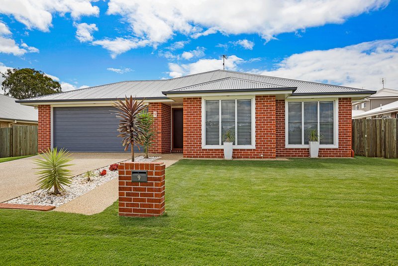 9 Argus Court, Middle Ridge QLD 4350