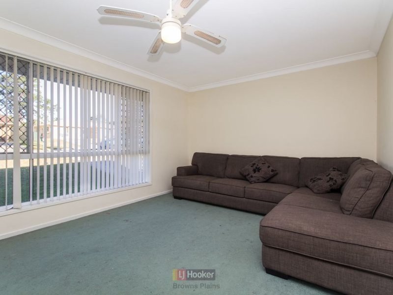 Photo - 9 Arinya Court, Boronia Heights QLD 4124 - Image 4