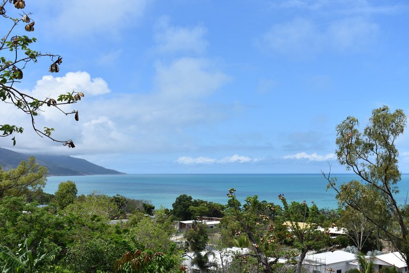 Photo - 9 Armit Court, Hideaway Bay QLD 4800 - Image 3