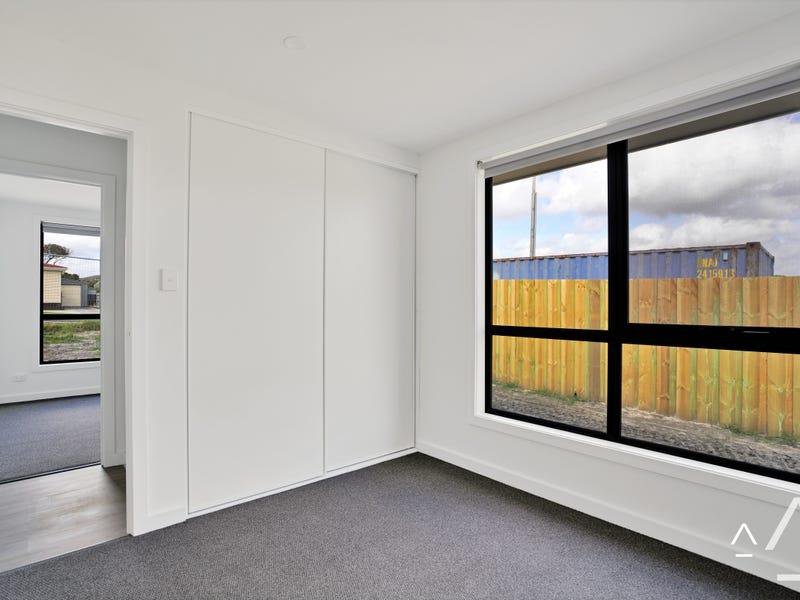 Photo - 9 Arnold Street, George Town TAS 7253 - Image 3