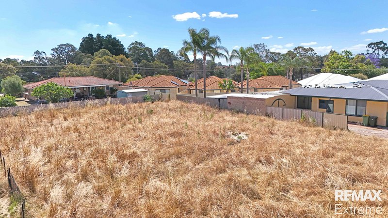 Photo - 9 Arnott Court, Kelmscott WA 6111 - Image 12