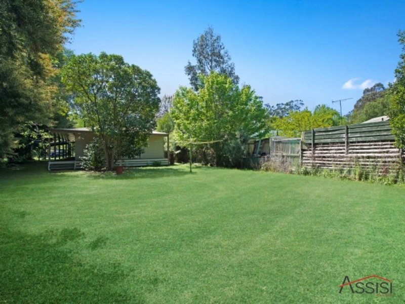 Photo - 9 Aroona Drive, Buxton VIC 3711 - Image 5