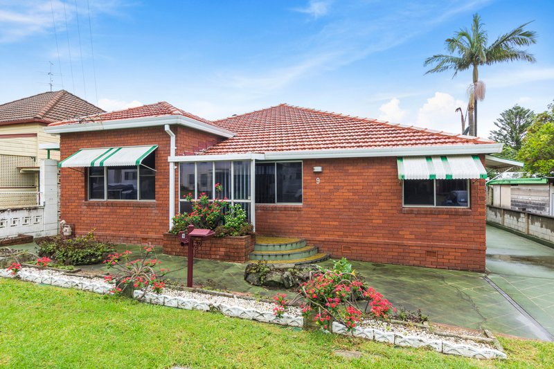 Photo - 9 Arthur Street, Thirroul NSW 2515 - Image 2