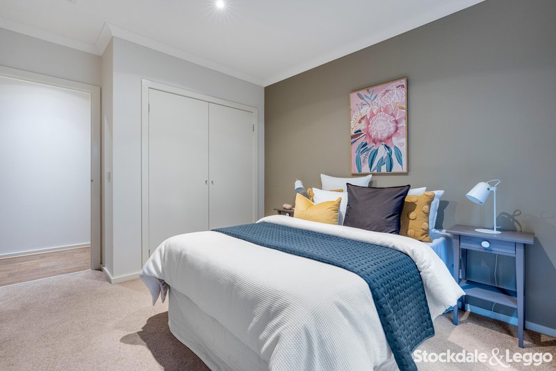 Photo - 9 Asbury Street, Craigieburn VIC 3064 - Image 13