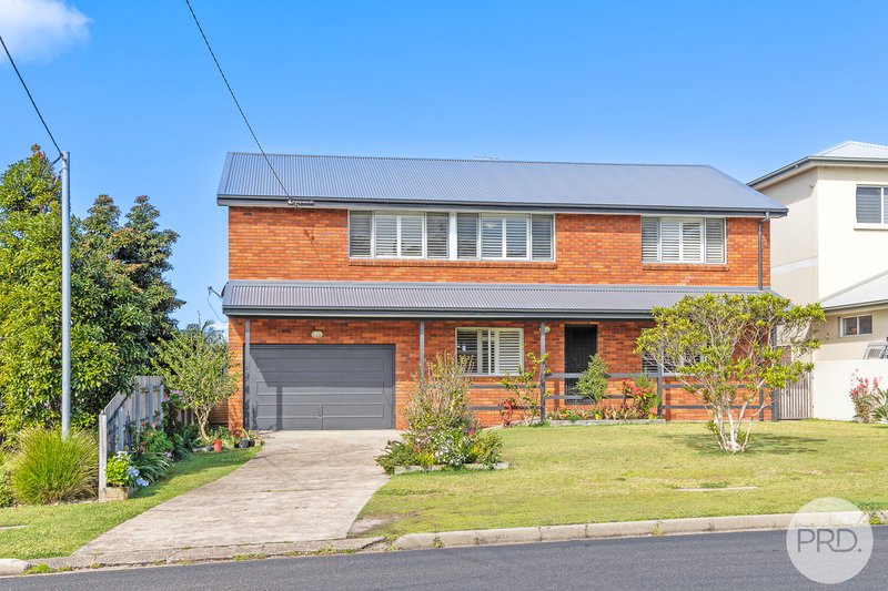 Photo - 9 Ash Street, Soldiers Point NSW 2317 - Image 2