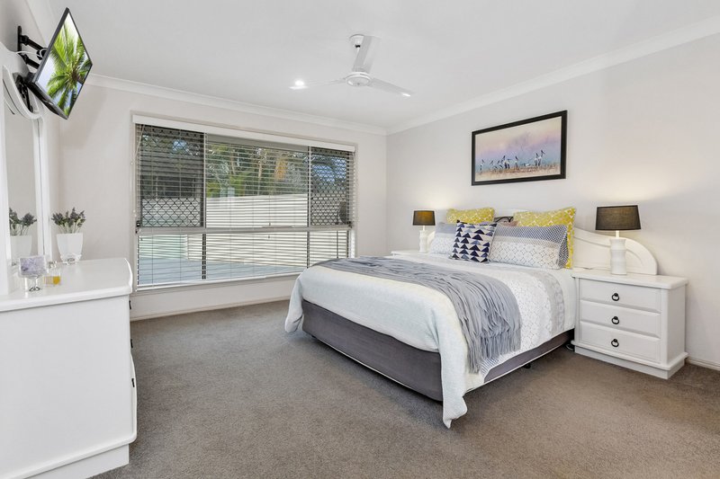 Photo - 9 Ashgrove Place, Banora Point NSW 2486 - Image 14