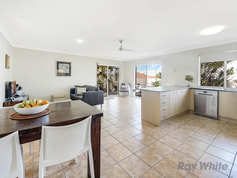 Photo - 9 Ashlea Place, Bracken Ridge QLD 4017 - Image 4