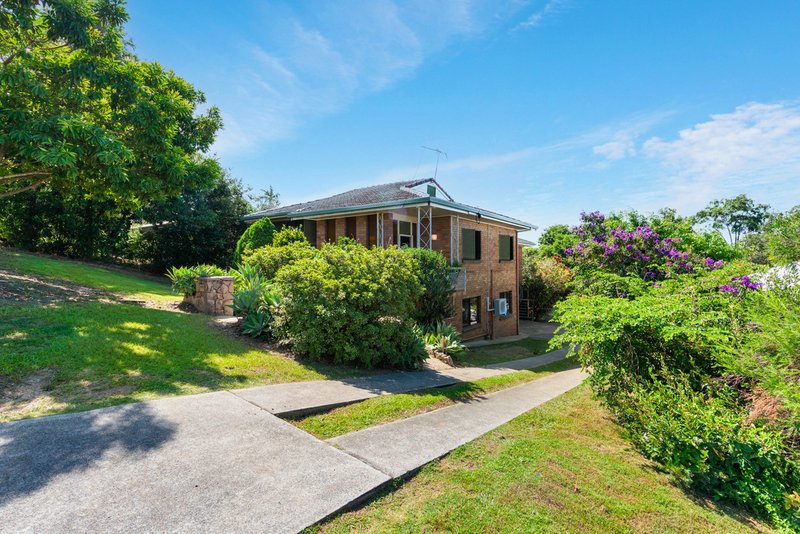 Photo - 9 Ashley Road, Chermside West QLD 4032 - Image 2