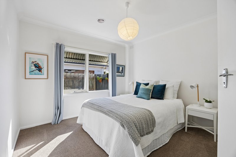 Photo - 9 Ashmore Avenue, Mordialloc VIC 3195 - Image 8