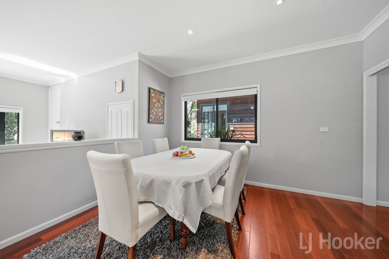 Photo - 9 Aspen Rise, Jerrabomberra NSW 2619 - Image 17