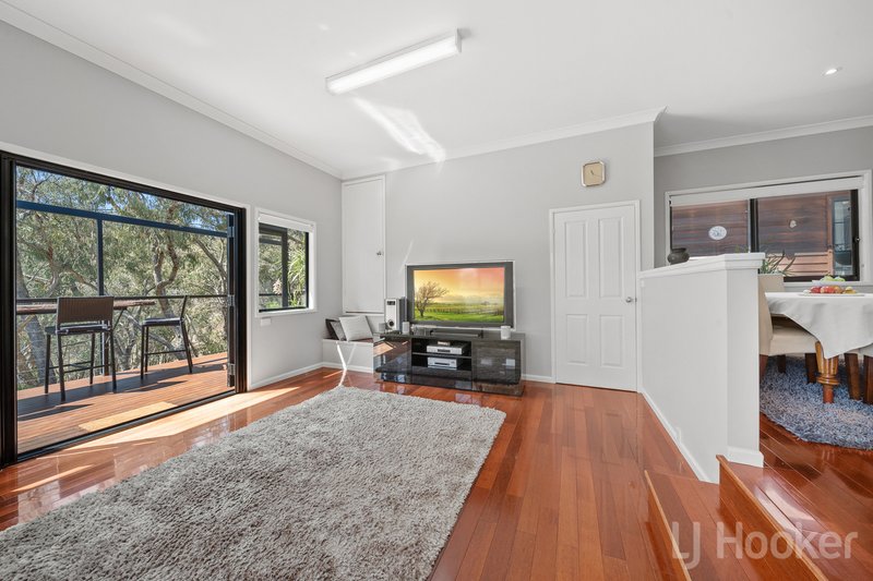 Photo - 9 Aspen Rise, Jerrabomberra NSW 2619 - Image 22