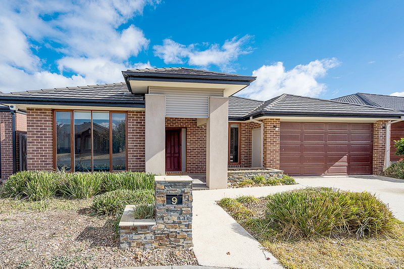 9 Aston Street, Craigieburn VIC 3064