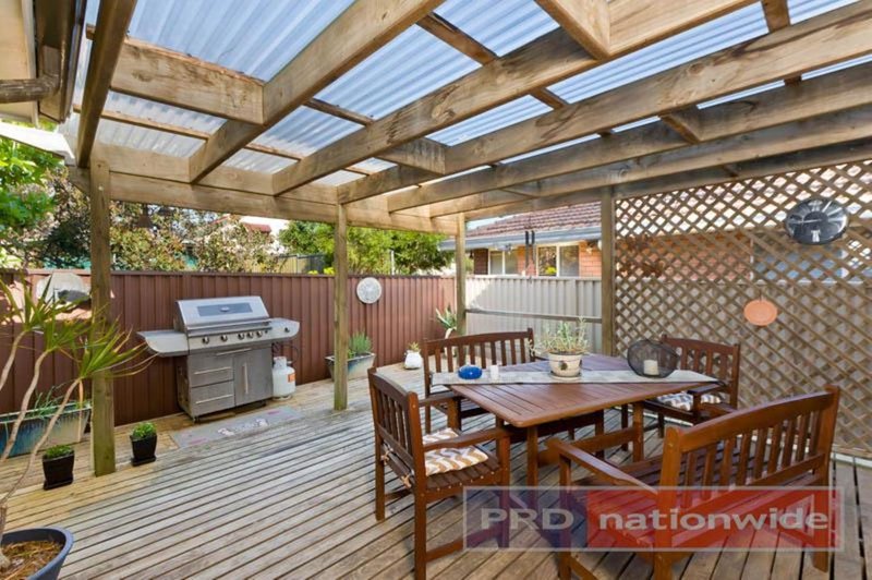 Photo - 9 Atami Place, Picnic Point NSW 2213 - Image 8