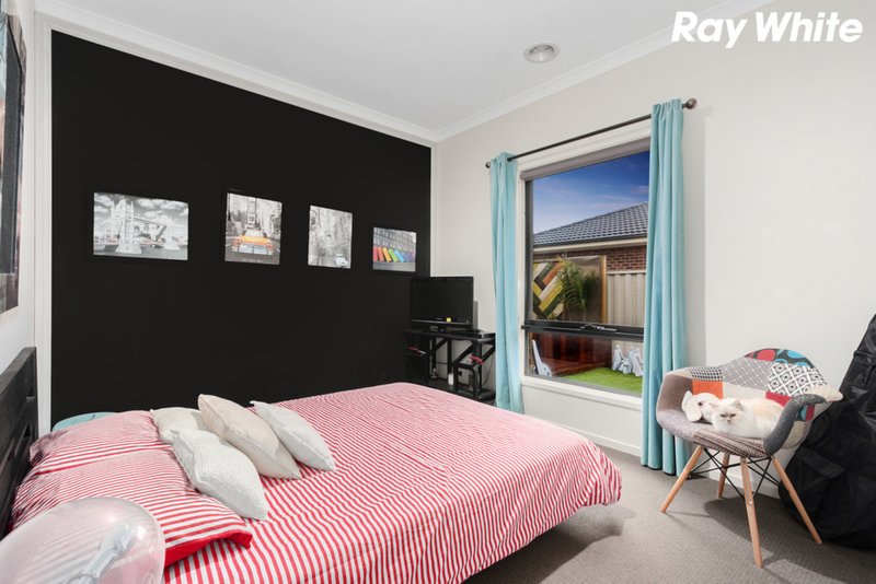 Photo - 9 Audley Street, Pakenham VIC 3810 - Image 8