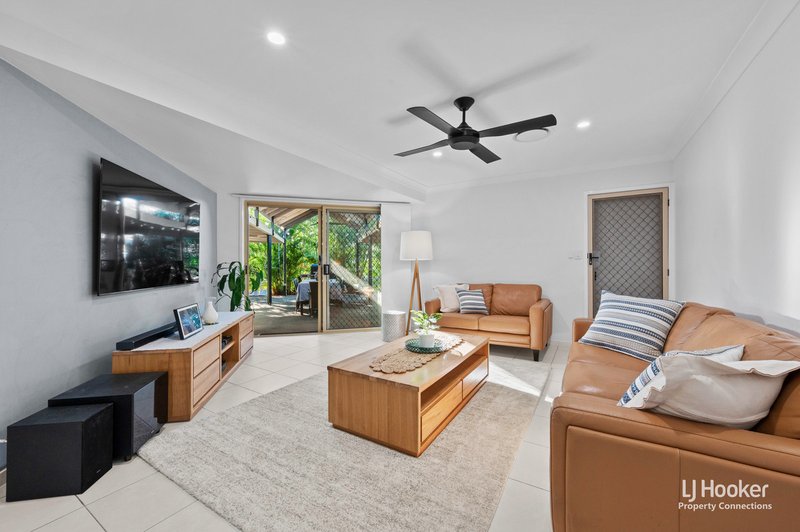Photo - 9 Avandel Court, Eatons Hill QLD 4037 - Image 5