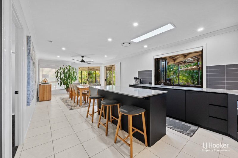 Photo - 9 Avandel Court, Eatons Hill QLD 4037 - Image 10