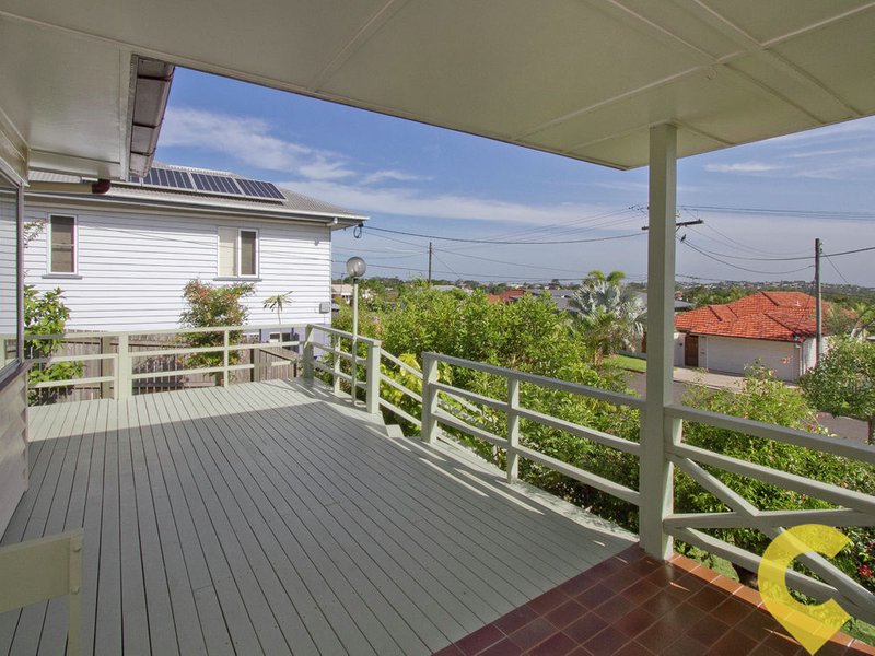 Photo - 9 Aveling Street, Wavell Heights QLD 4012 - Image 5