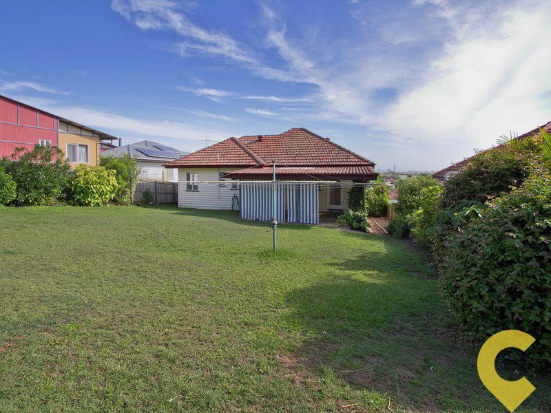 Photo - 9 Aveling Street, Wavell Heights QLD 4012 - Image 17