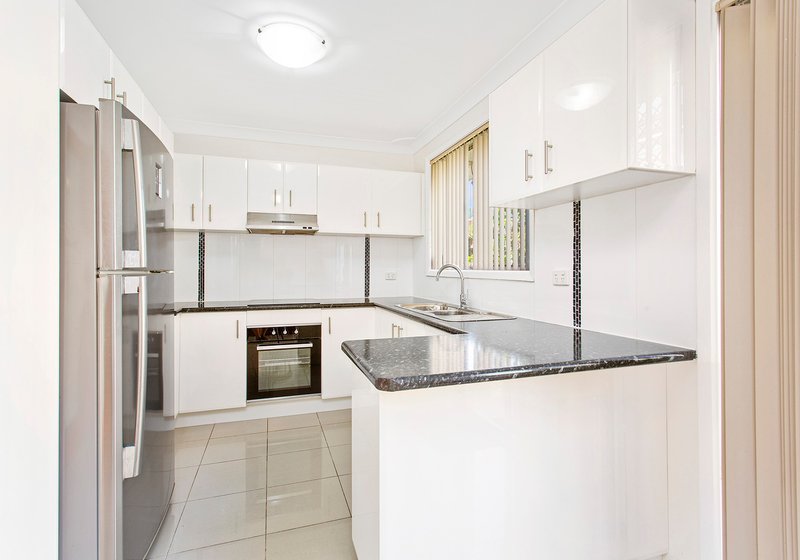 Photo - 9 Avery Avenue, Mount Warrigal NSW 2528 - Image 6