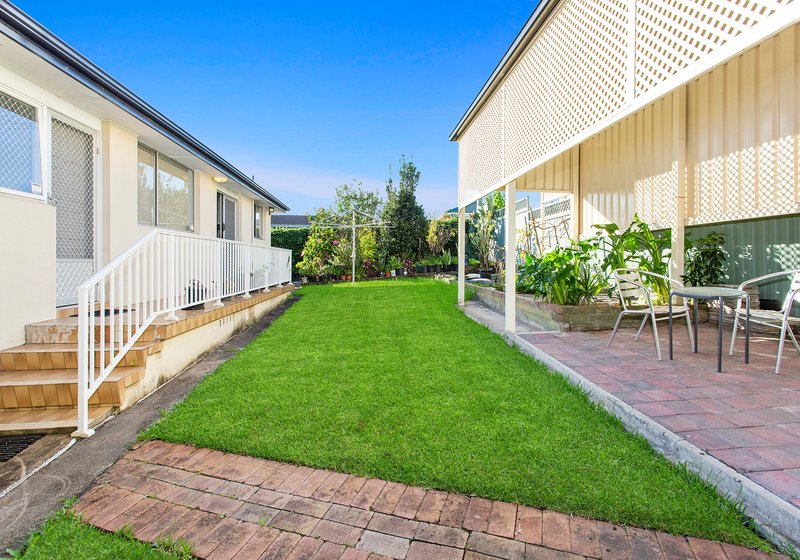 Photo - 9 Avery Avenue, Mount Warrigal NSW 2528 - Image 10