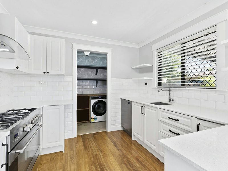 Photo - 9 Avon Avenue, Banksia Beach QLD 4507 - Image 4