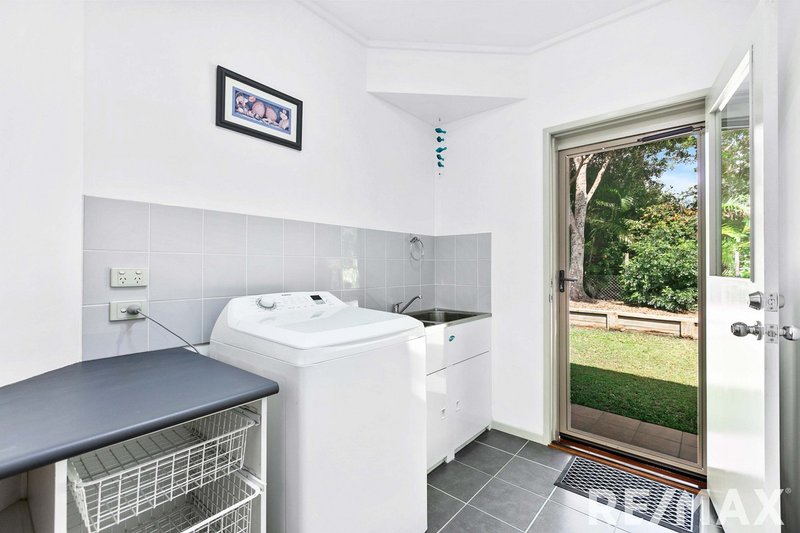 Photo - 9 Balmoral Court, Urraween QLD 4655 - Image 33