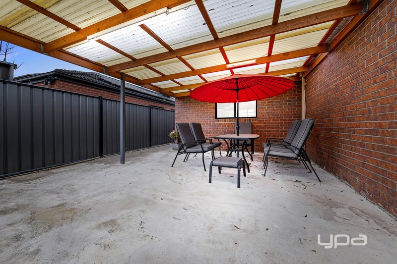 Photo - 9 Bamburgh Street, Derrimut VIC 3026 - Image 15